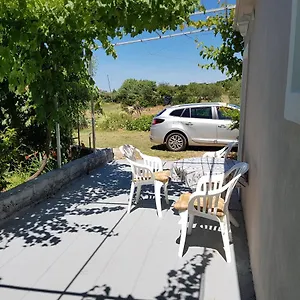 Andelic Apartament Sveti Filip i Jakov