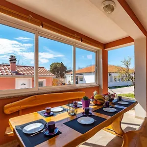 Nekic Apartament Posedarje