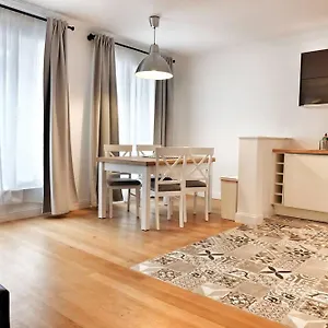 Daire Capitale, Brüksel