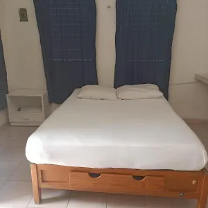 https://colibri.quintano-roohotels.com